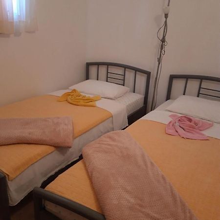 Apartment Perla 피로바츠 외부 사진