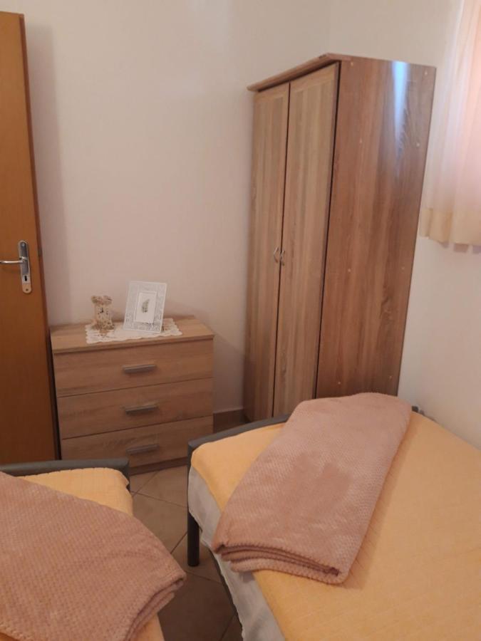 Apartment Perla 피로바츠 외부 사진